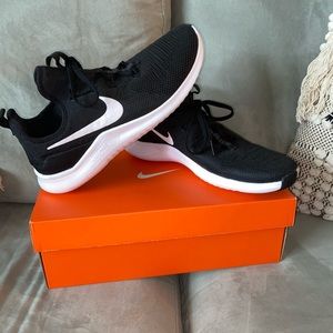 Nike Free TR-8